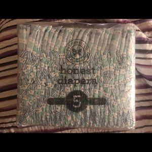 New unopened size 5 the honest company diapers